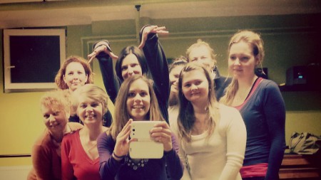 uuuuu :D ruhàban... majdnem megszoktek a lànyok:D